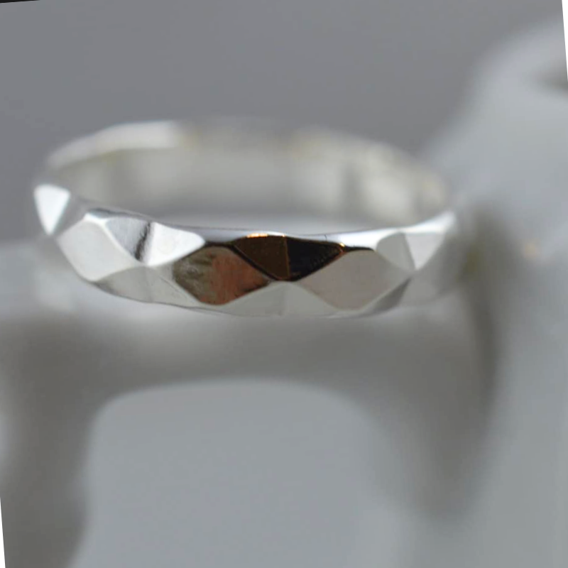 Sterling Silver Diamond Pattern Ring