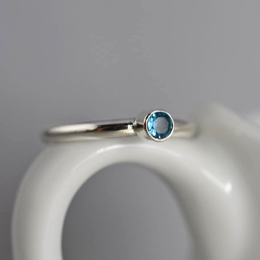 Sterling Silver 3mm London Blue Topaz Ring