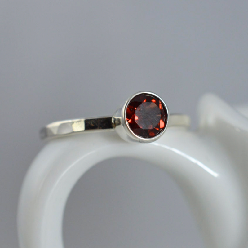 Sterling Silver 5mm Garnet Ring