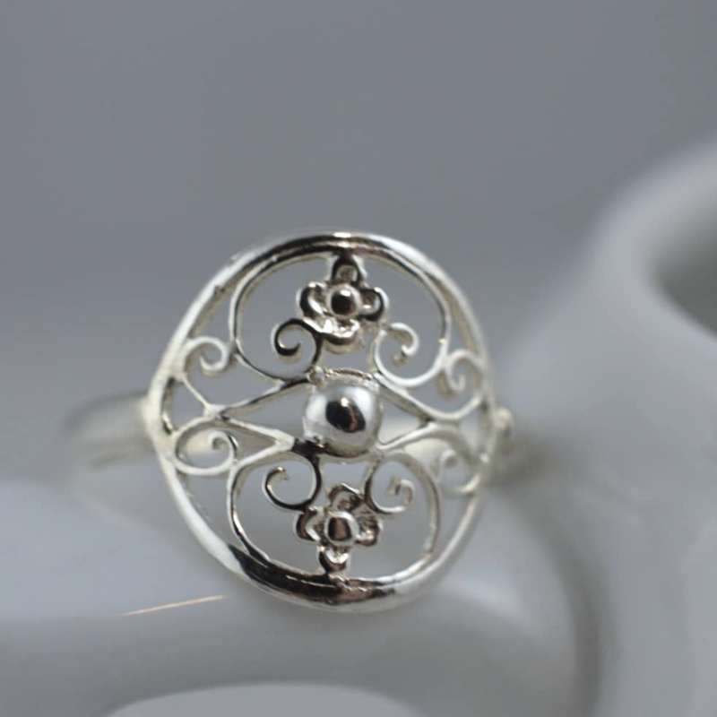 Sterling Silver Filigree Scroll Ring